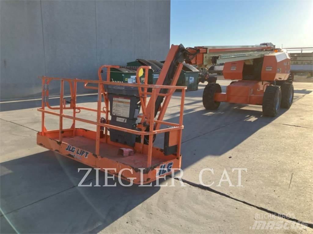 JLG 660SJ Iseliikuvad poomtõstukid