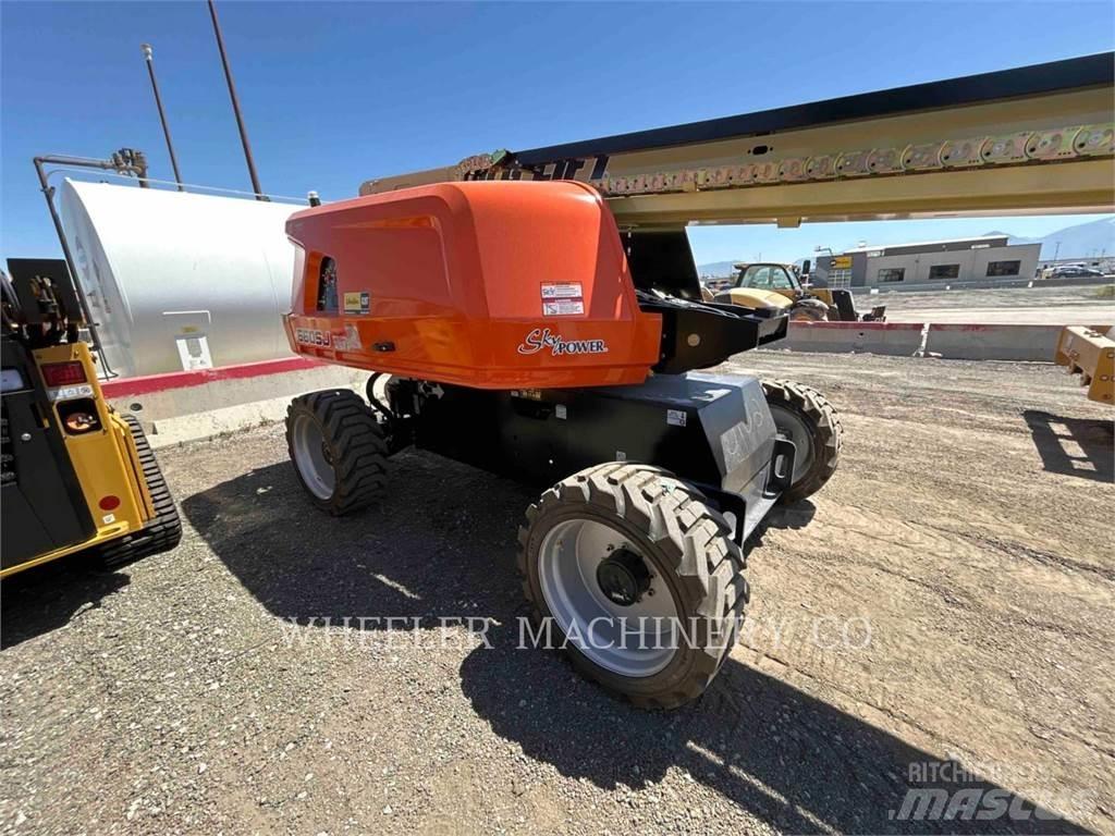 JLG 660SJ SP Iseliikuvad poomtõstukid