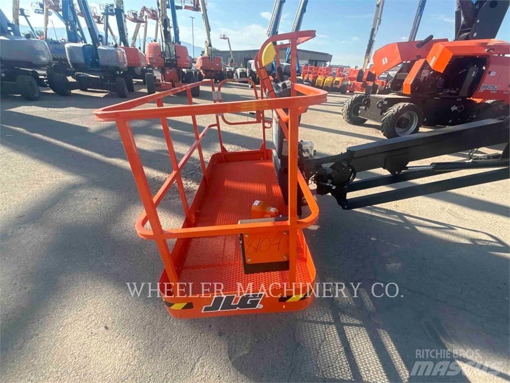JLG 660SJ SP Iseliikuvad poomtõstukid