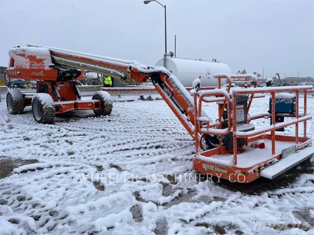 JLG 670SJ SL Iseliikuvad poomtõstukid