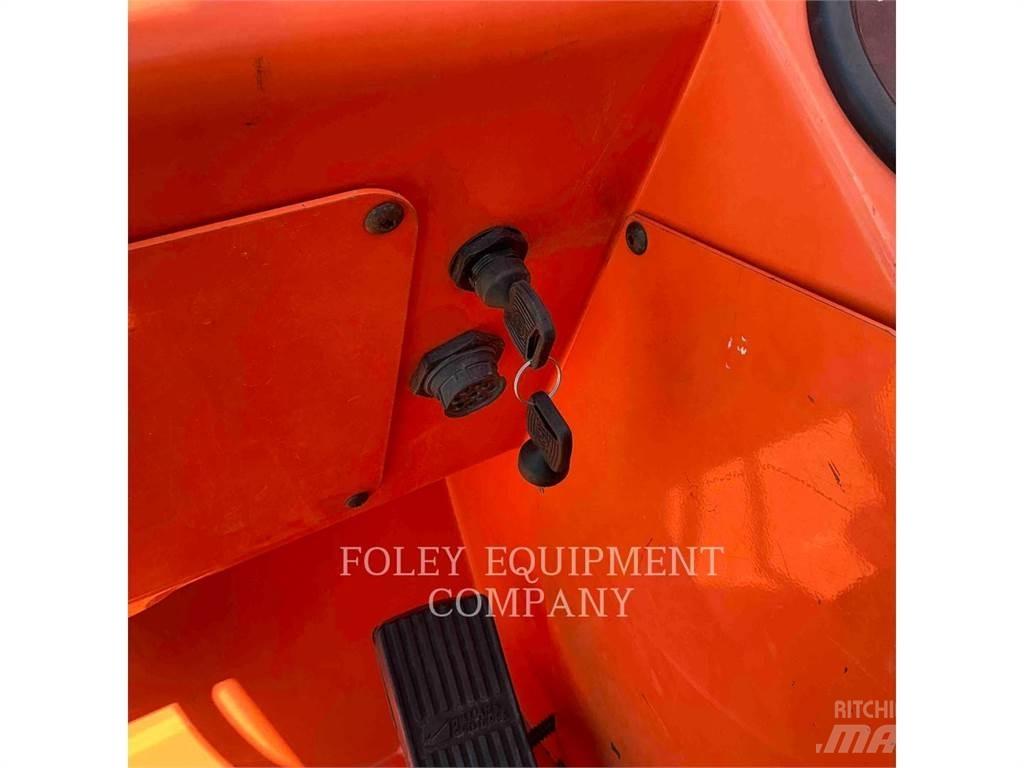 JLG 8042 Teleskooplaadurid