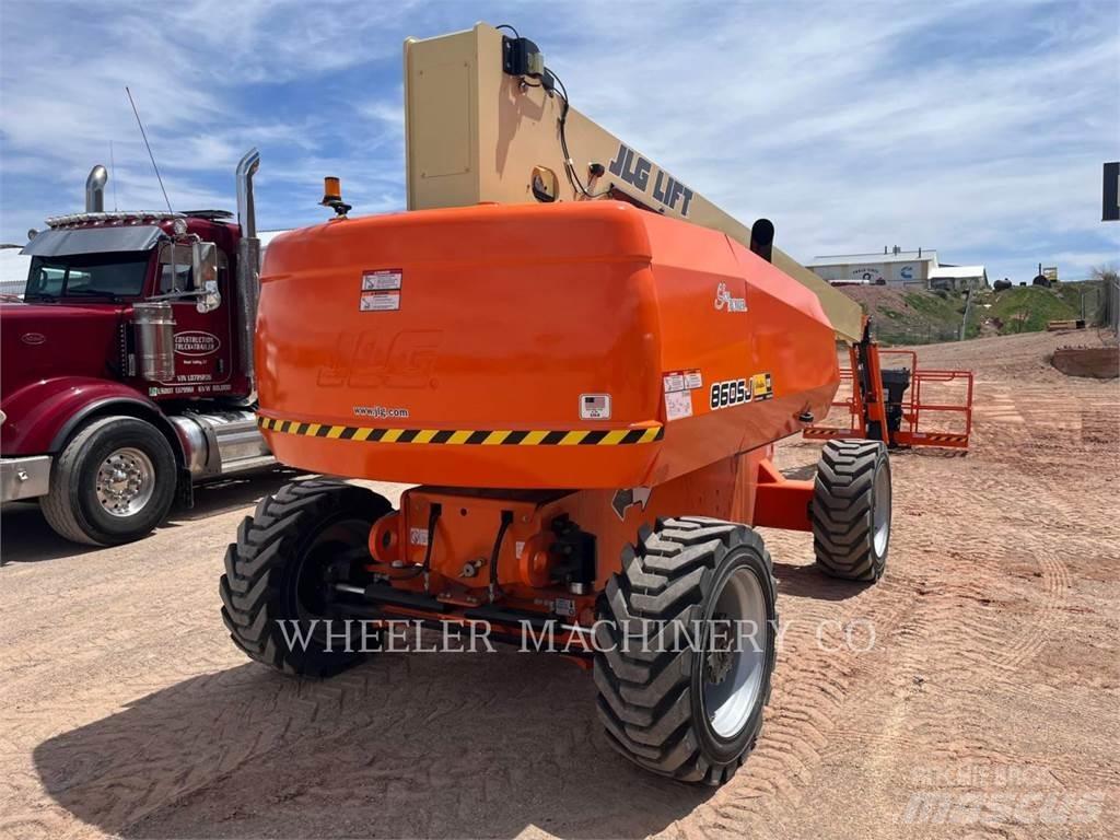 JLG 860SJ SP Iseliikuvad poomtõstukid
