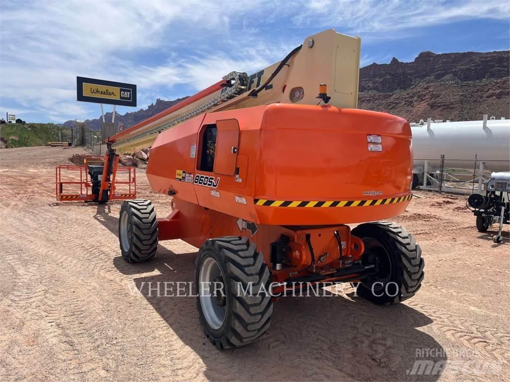 JLG 860SJ SP Iseliikuvad poomtõstukid