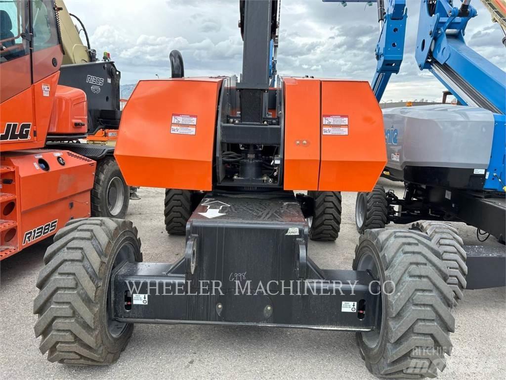 JLG 860SJ SP Iseliikuvad poomtõstukid