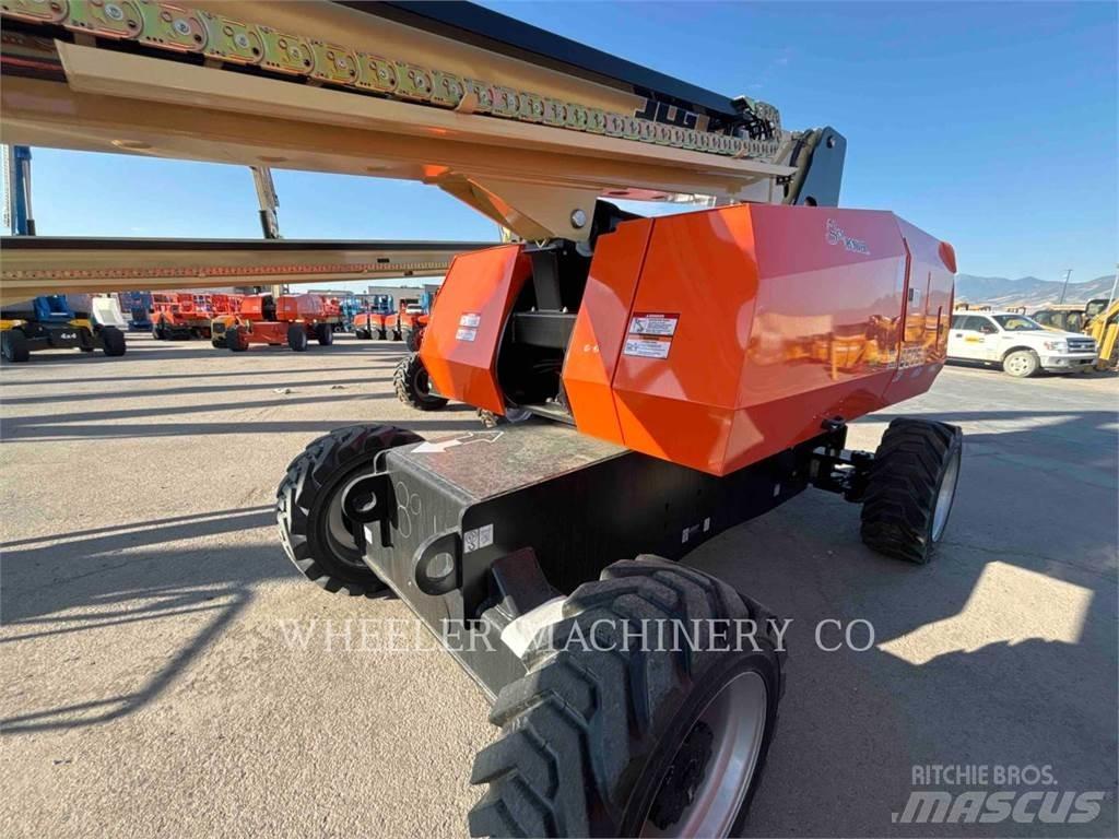 JLG 860SJ SP Iseliikuvad poomtõstukid