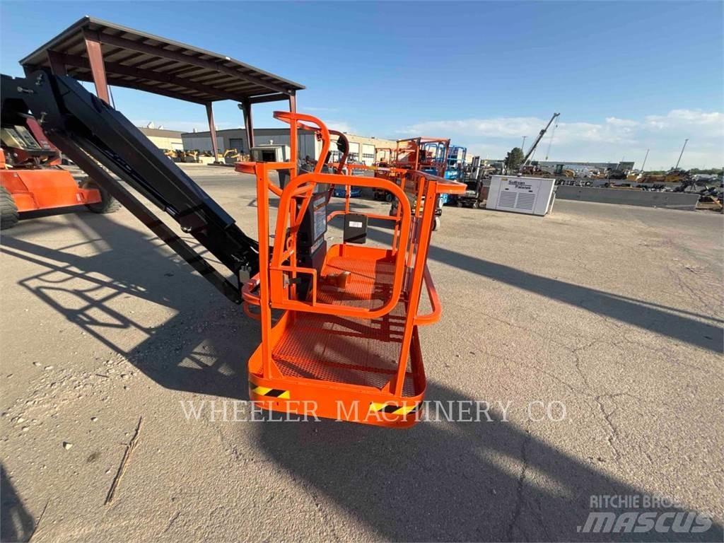 JLG 860SJ SP Iseliikuvad poomtõstukid