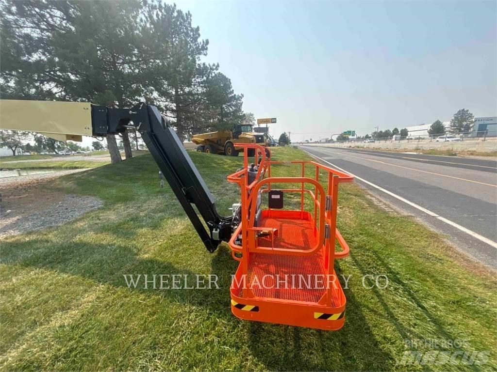 JLG 860SJ SP Iseliikuvad poomtõstukid