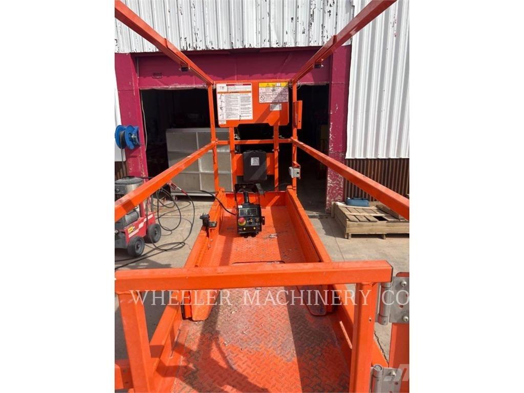 JLG ES2632 Käärtõstukid
