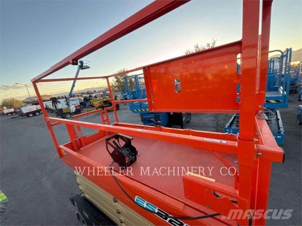 JLG ES3246 Käärtõstukid