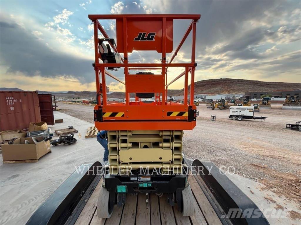 JLG ES3246 Käärtõstukid