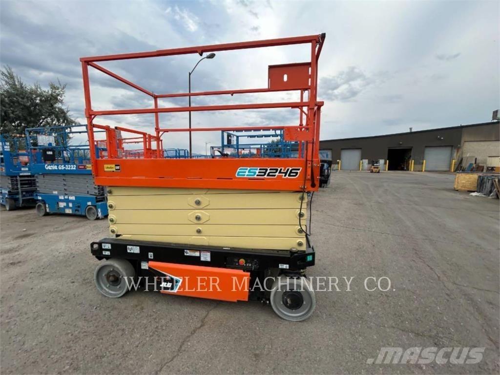JLG ES3246 Käärtõstukid