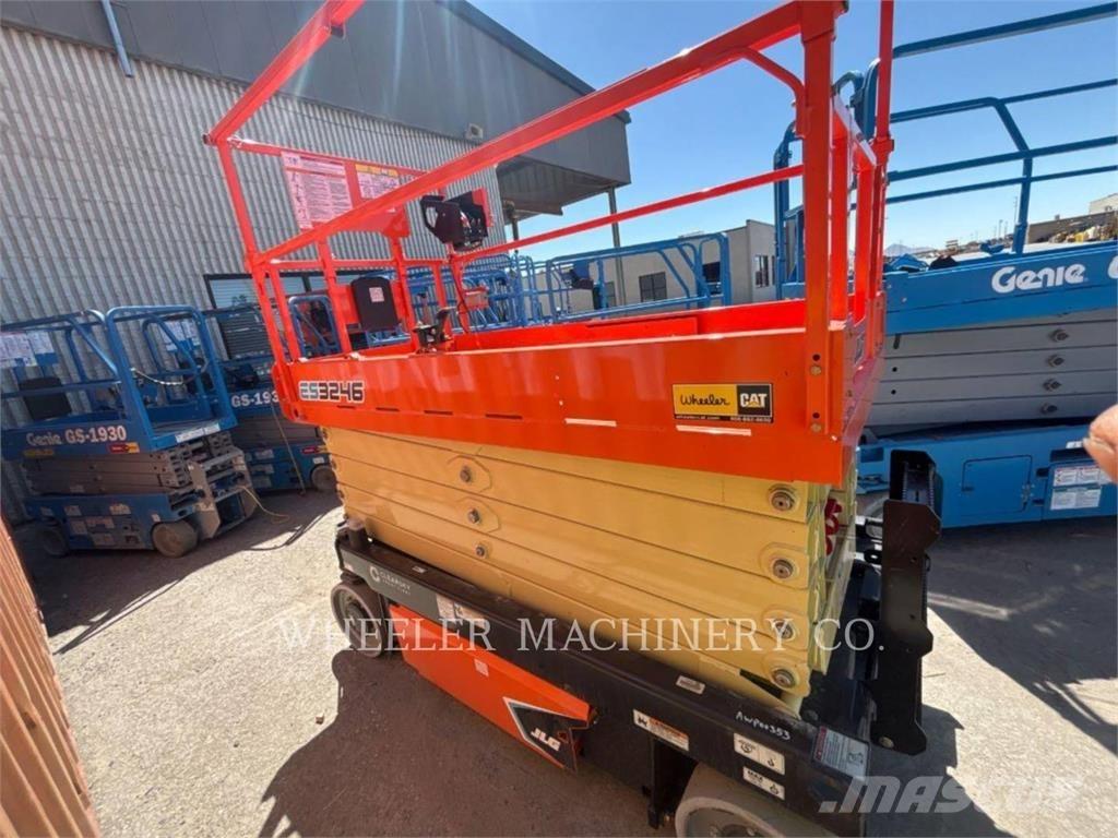 JLG ES3246 Käärtõstukid