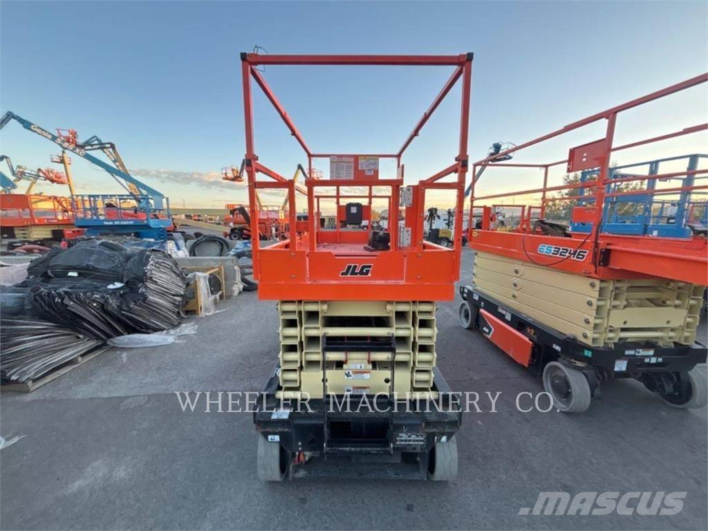 JLG ES3246 Käärtõstukid