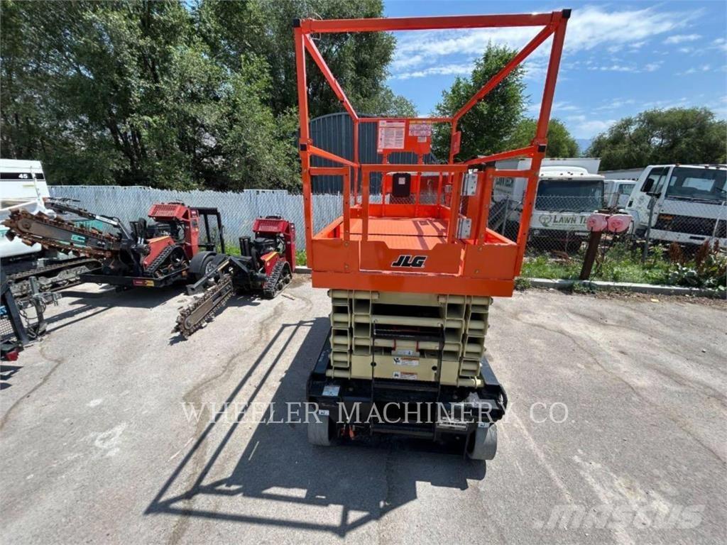 JLG ES3246 Käärtõstukid