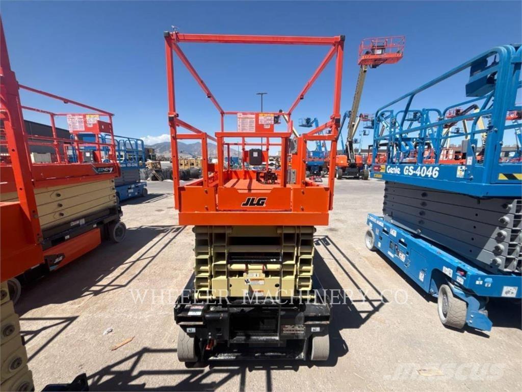 JLG ES3246 Käärtõstukid