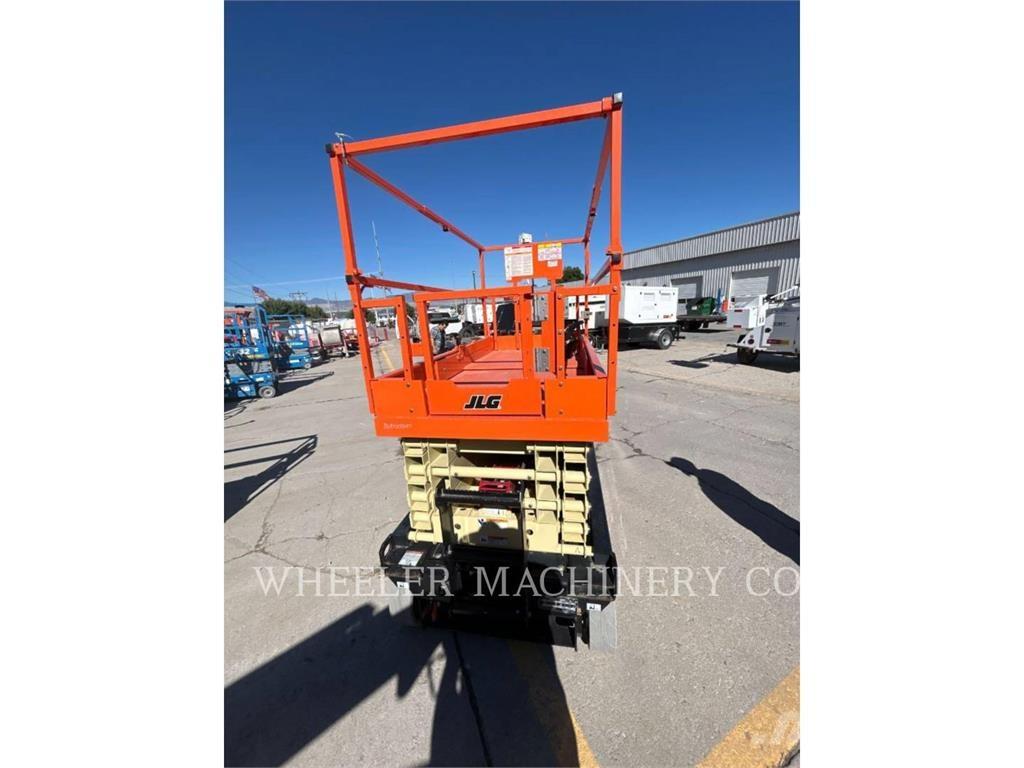 JLG ES3246 Käärtõstukid