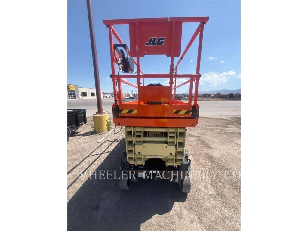 JLG ES4046 Käärtõstukid