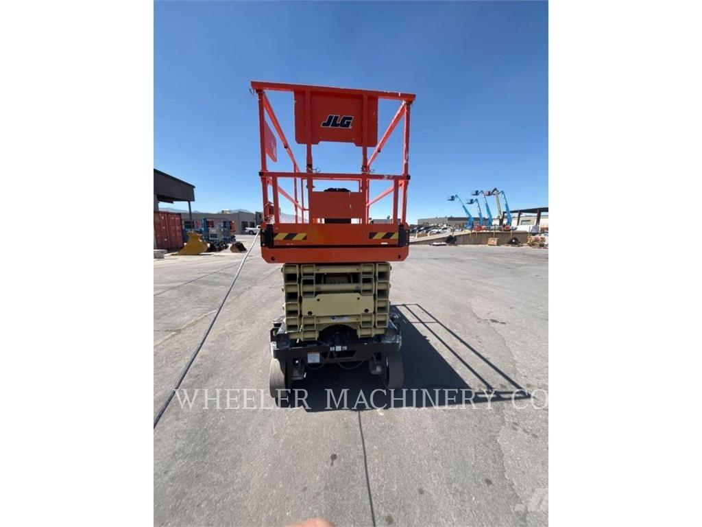 JLG ES4046 Käärtõstukid