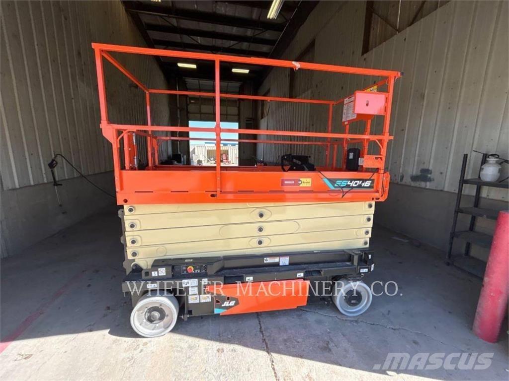 JLG ES4046 Käärtõstukid