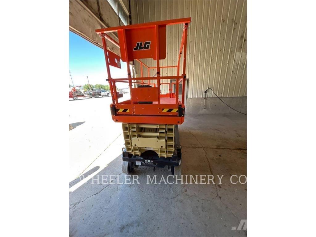 JLG ES4046 Käärtõstukid