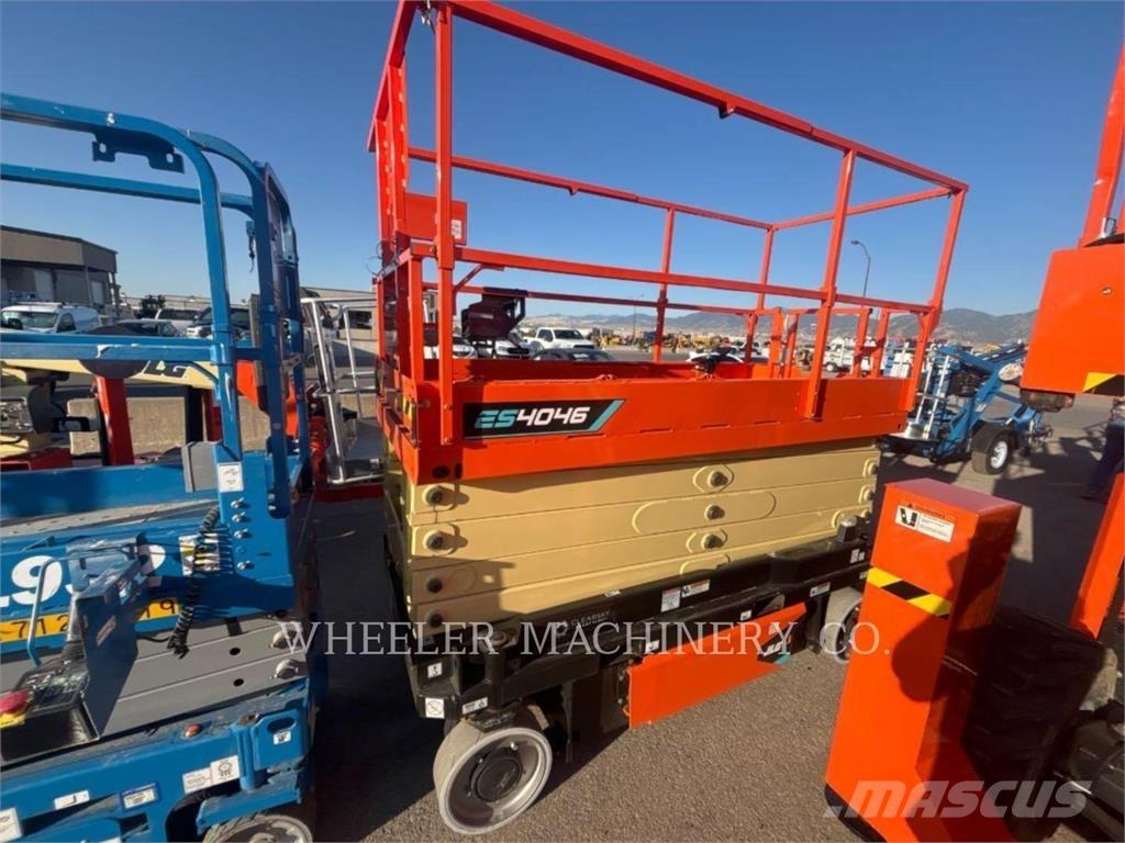 JLG ES4046 Käärtõstukid
