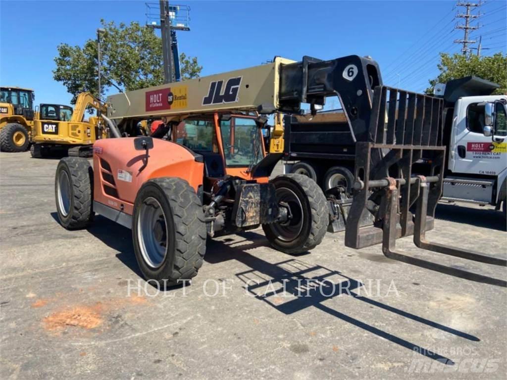 JLG G6-42A Teleskooplaadurid
