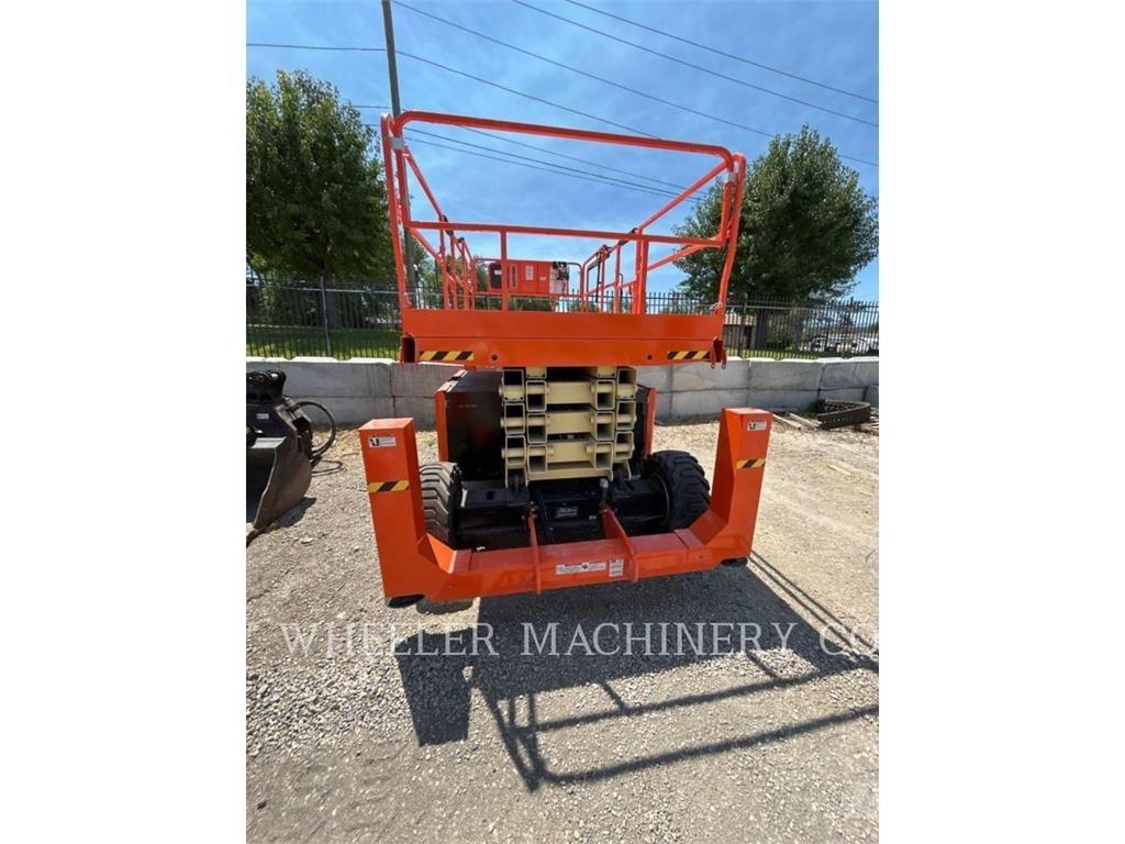 JLG RT4394 Käärtõstukid