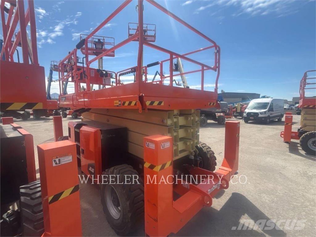 JLG RT4394 Käärtõstukid