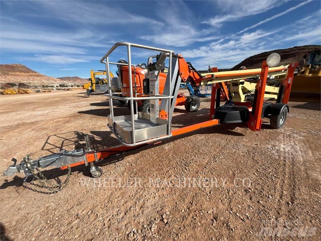 JLG T500J TOW Iseliikuvad poomtõstukid