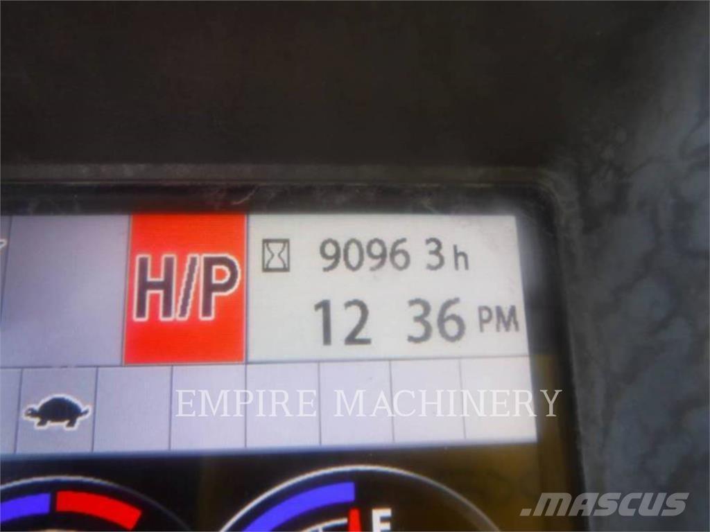 John Deere 135G Roomikekskavaatorid