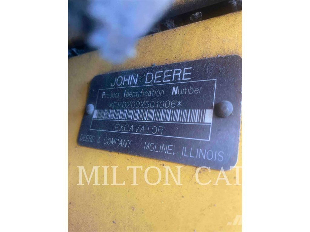 John Deere 200 LC Muu