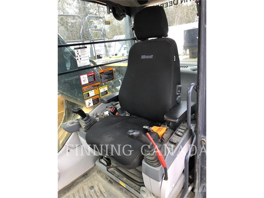 John Deere 300P Roomikekskavaatorid