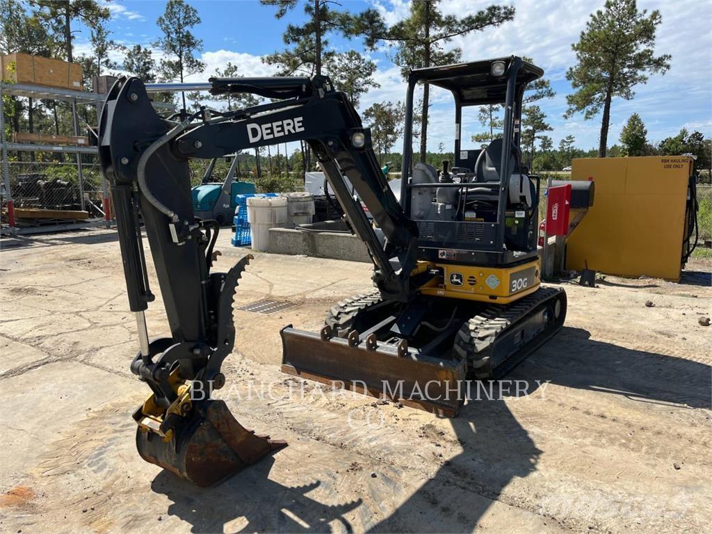 John Deere 30G Roomikekskavaatorid