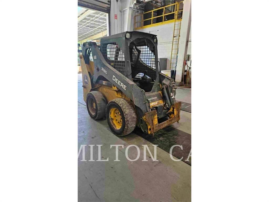 John Deere 318G Kompaktlaadurid