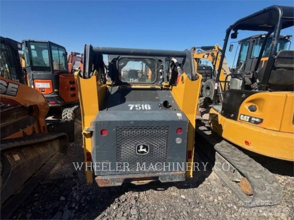 John Deere 318G SSL Kompaktlaadurid