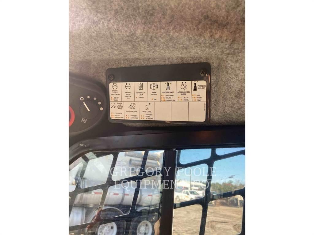 John Deere 333G Roomiklaadurid