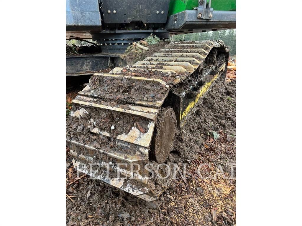 John Deere 3756G Combi harvester