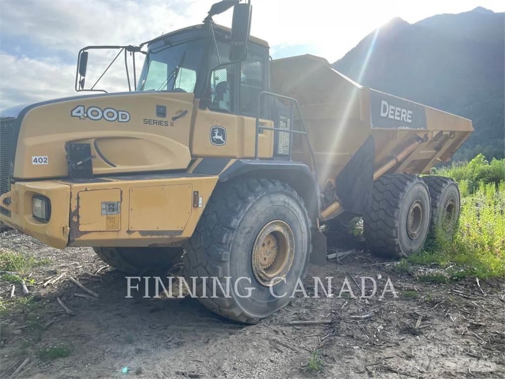 John Deere 400D Liigendraamiga pinnaseveokid