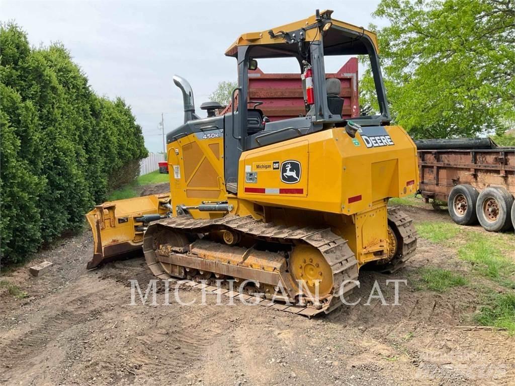 John Deere 450K Buldooserid