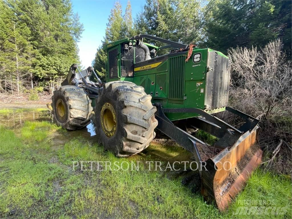 John Deere 648L Väljaveotraktorid