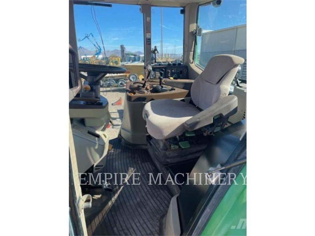 John Deere 7420 Traktorid