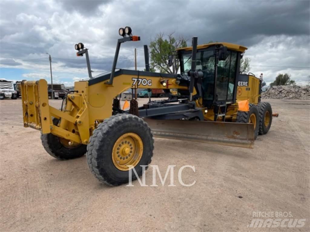 John Deere 770G_JD Greiderid