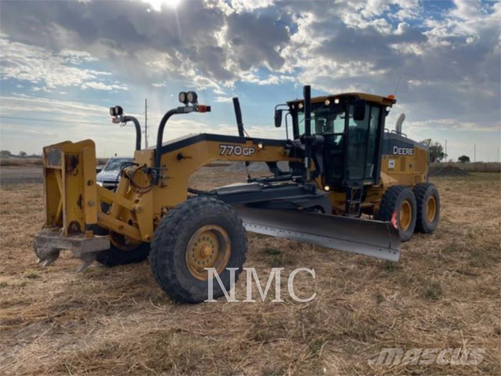 John Deere 770GP_JD Greiderid