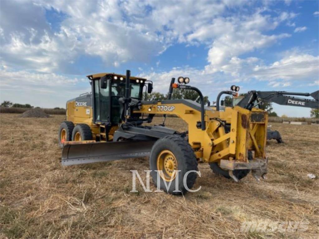 John Deere 770GP_JD Greiderid