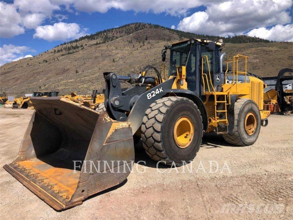 John Deere 824K Rataslaadurid