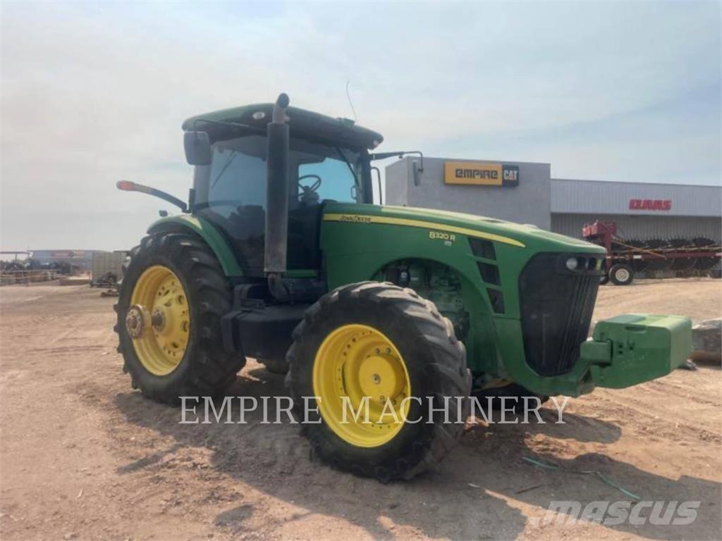 John Deere 8320R Traktorid