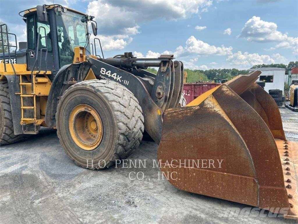 John Deere 844 Rataslaadurid
