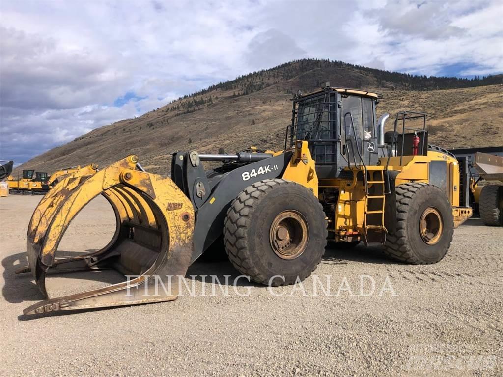 John Deere 844K Rataslaadurid