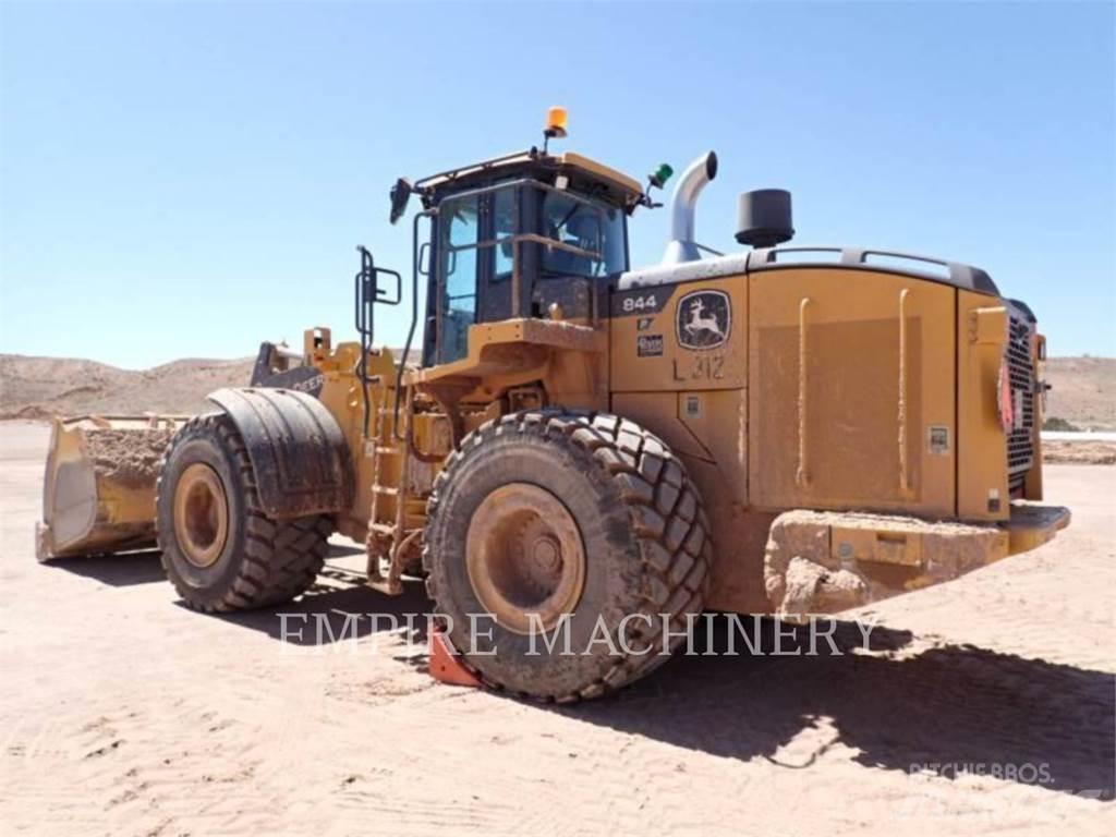 John Deere 844P Rataslaadurid
