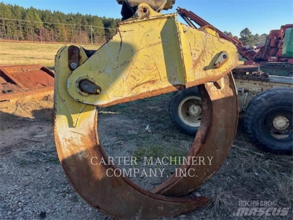 John Deere 848H Väljaveotraktorid